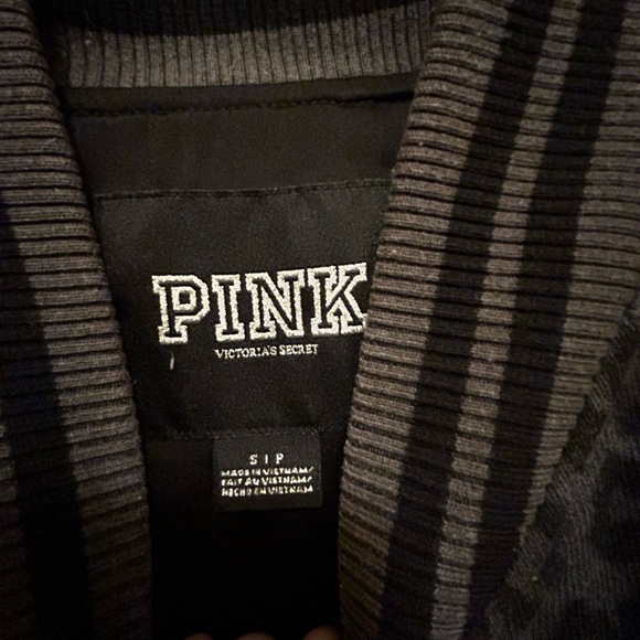Y2K PINK Victoria's Secret Leopard Print Varsity Jacket - Picture 5 of 13